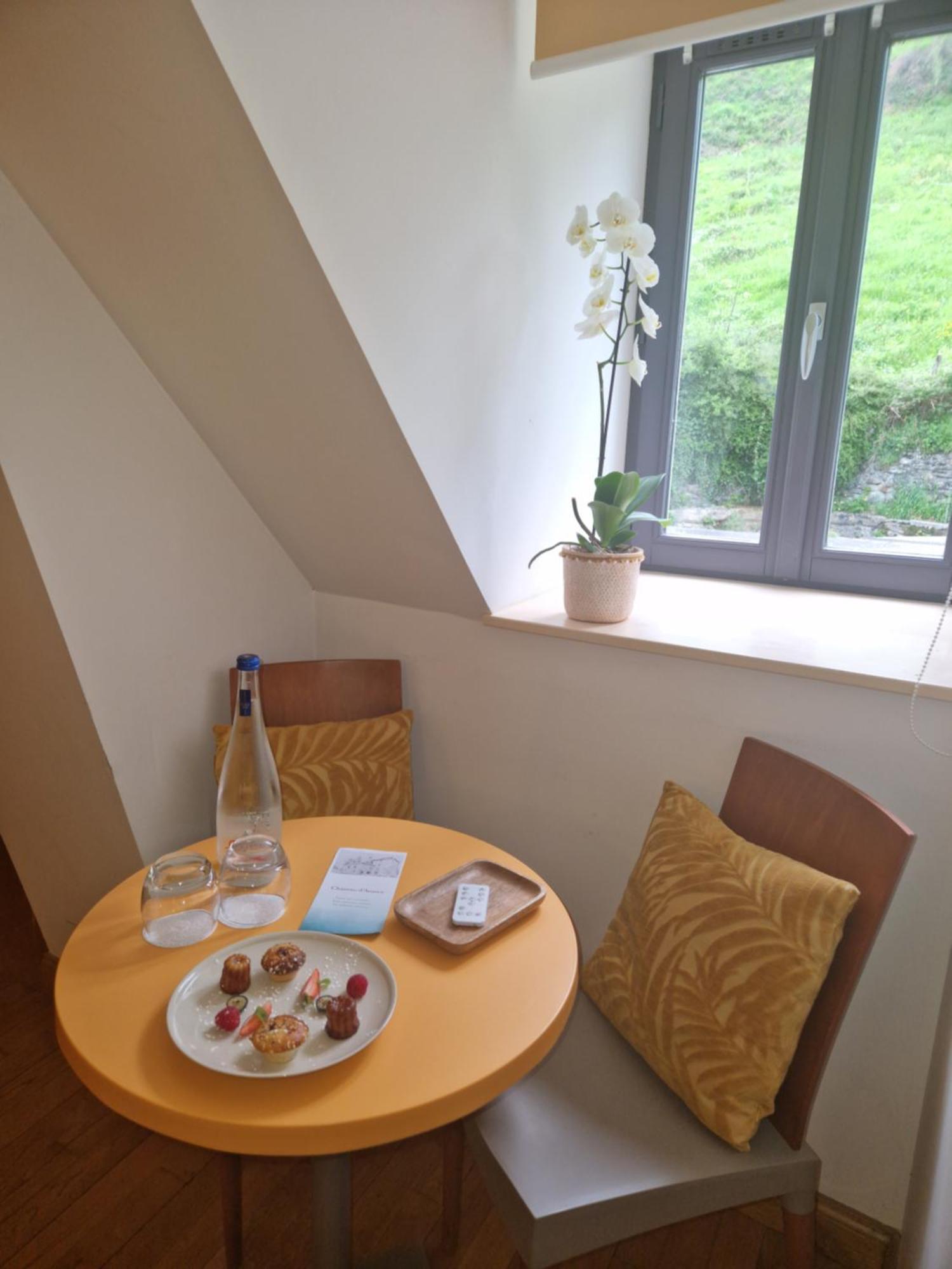 Chateau D'Arance Hotel Restaurant Espace Bien-Etre Cette-Eygun エクステリア 写真