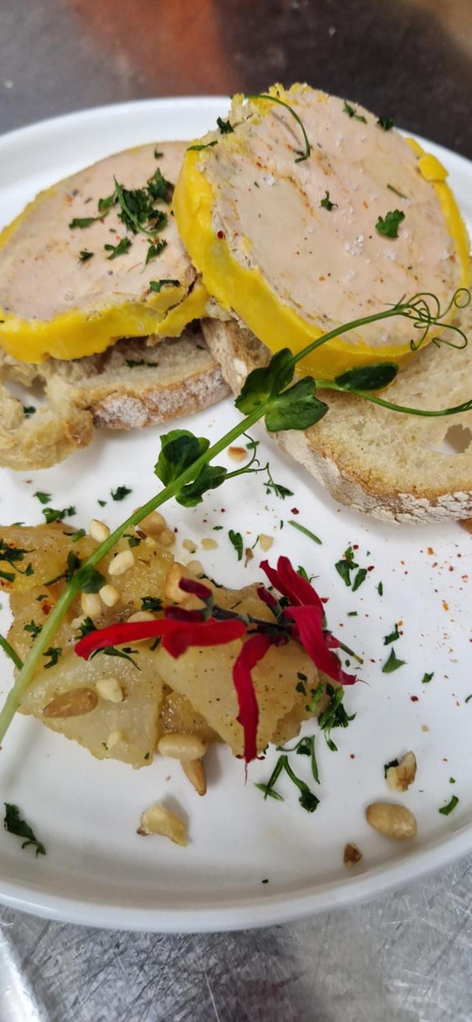 Chateau D'Arance Hotel Restaurant Espace Bien-Etre Cette-Eygun エクステリア 写真