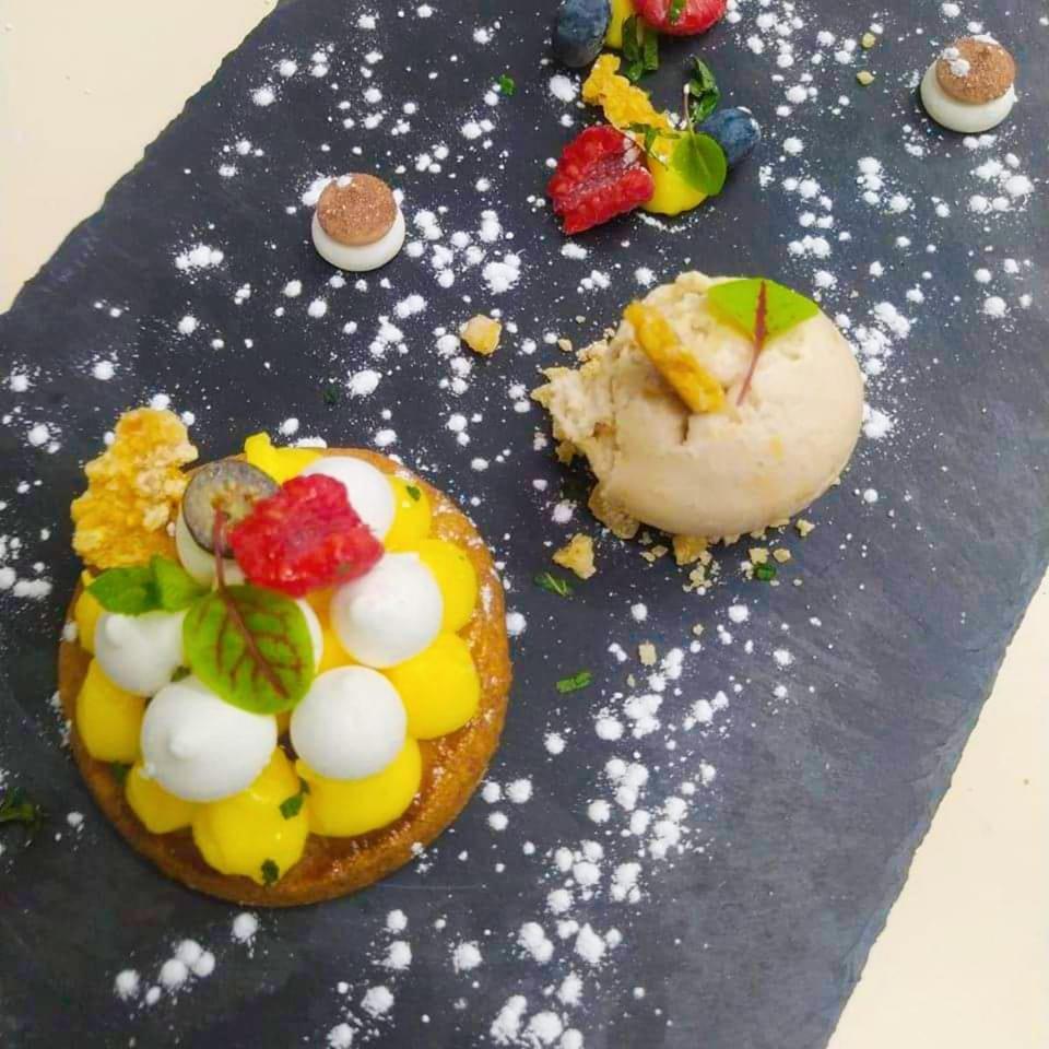 Chateau D'Arance Hotel Restaurant Espace Bien-Etre Cette-Eygun エクステリア 写真
