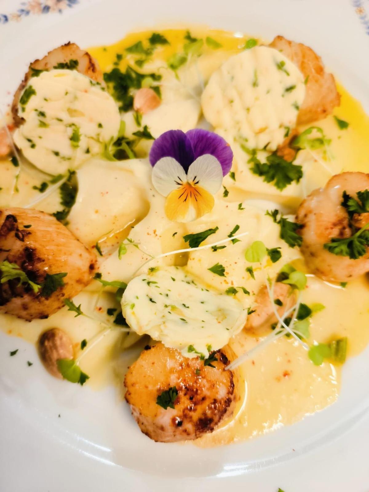Chateau D'Arance Hotel Restaurant Espace Bien-Etre Cette-Eygun エクステリア 写真